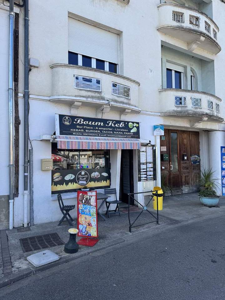 Repas savoureux en extérieur